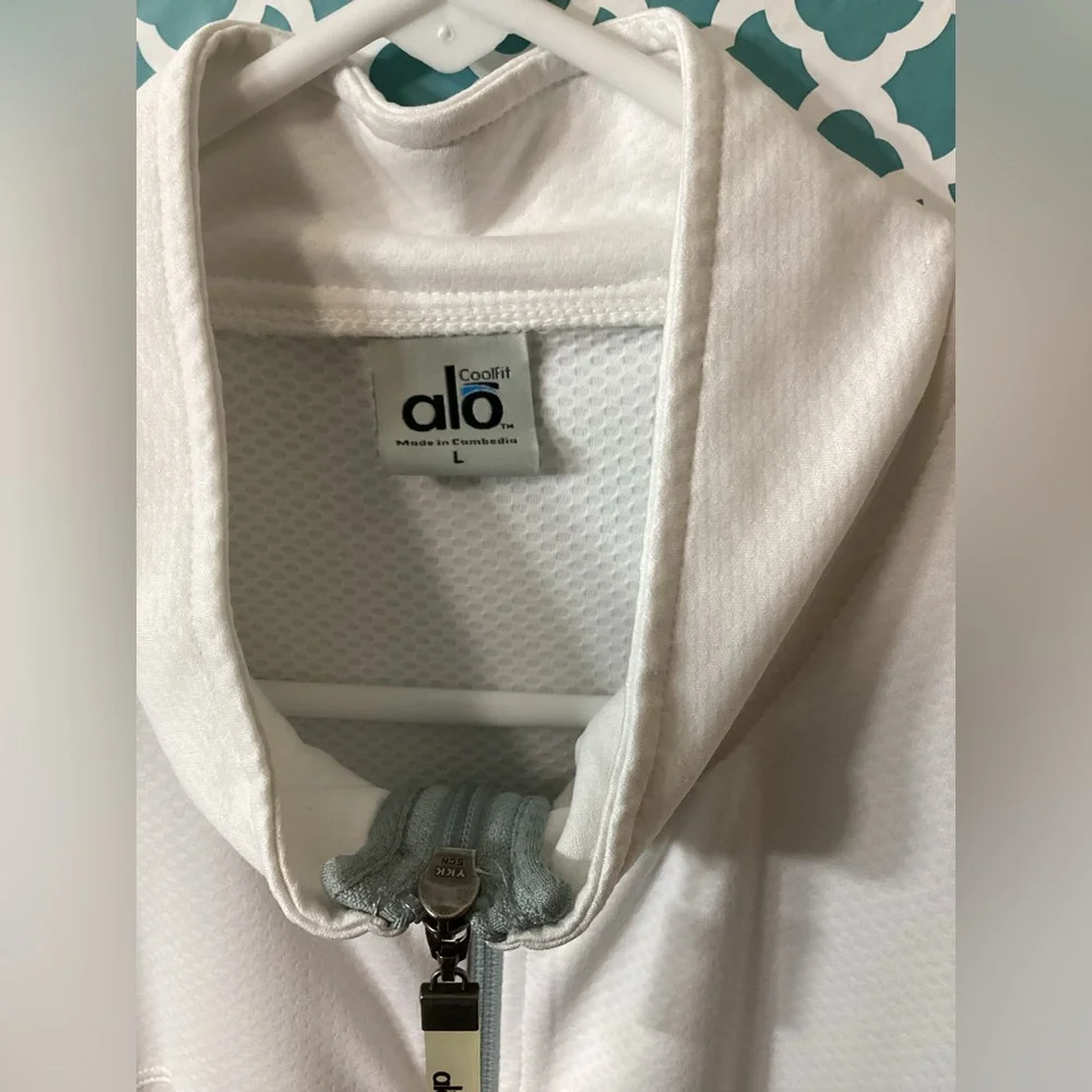 Alo women’s athletic White Full-Zip Jacket size large - Picture 10 of 16